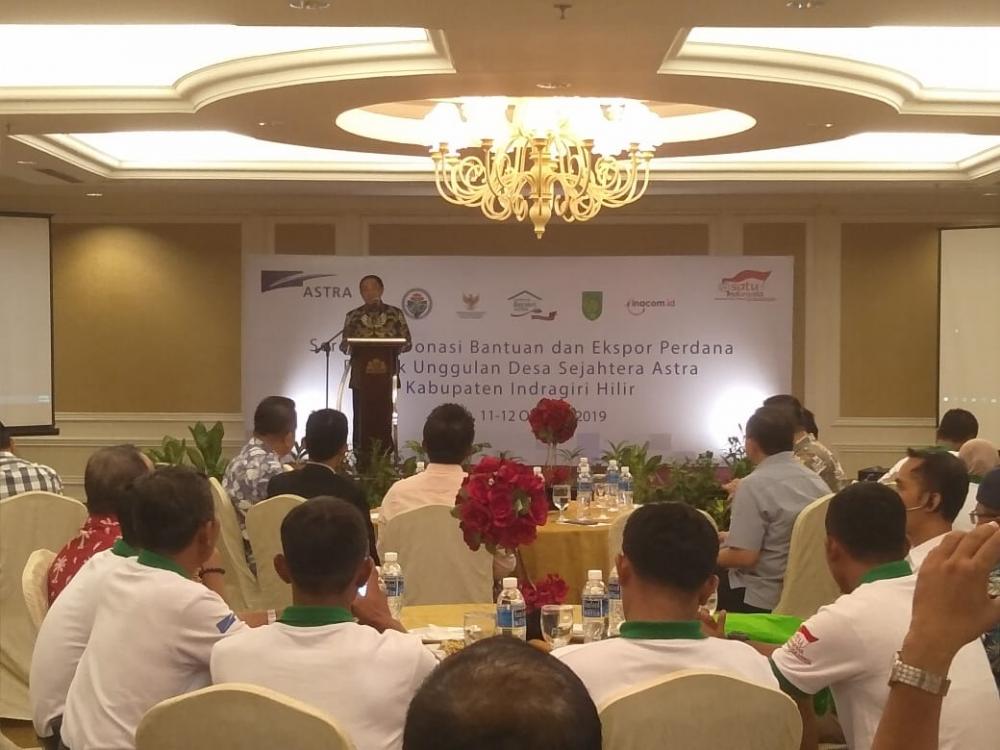 Kampung Berseri Astra,  Bupati Wardan Optimis Buka Peluang Peningkatan Ekonomi Petani Kelapa di Inhil