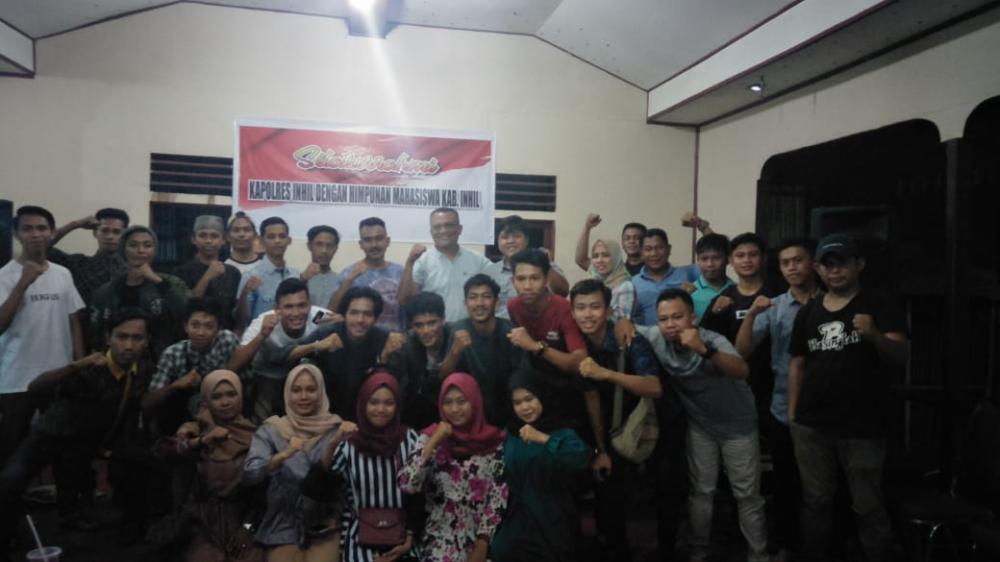 Jalin Silaturahmi,Kapolres Inhil Undang Himpunan Mahasiswa Ke Rumah Dinasnya