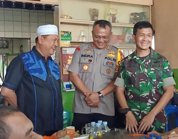 Wakil Bupati Inhil H Syamsuddin Uti Coffe Morning Dengan DANDIM 0314/inhil,Kapolres Inhil dan Tokoh Masyarakat