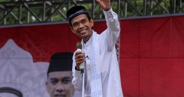 Ustadz Abdul Somad(UAS) Mengundurkan Diri Dari PNS Universitas Islam Negeri Sultan Syarif Kasim(UIN Suska) Pekan Baru