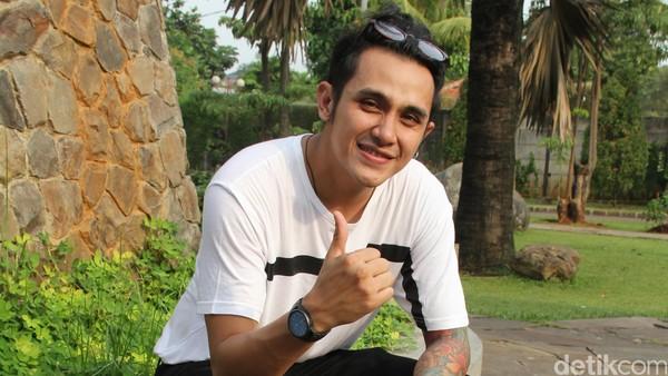 Tak Terbukti,Vicky Nitinegoro Mengosumsi Narkoba Di Pulangkan