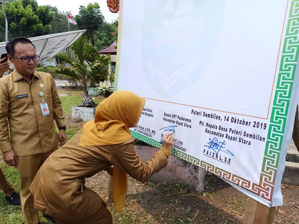 Kepala Dinas Kesehatan Kabupaten Bengkalis Hadir Acara Deklarasi ODF/SBS Desa Putri Sembilan Kec Rupat Utara.