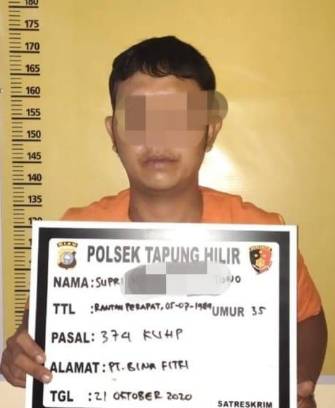 Karyawan PT. Bina Fitri Jaya Kepergok Satpam Perusahaan Gelapkan Pupuk