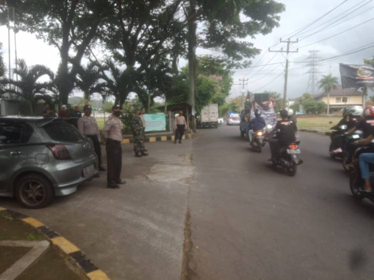 Kepala Kepolisian Resor Banjar AKBP Melda Yanny, S.I.K., M.H Kawal Penyampaian Pendapat Di Muka Umum Oleh FSBB