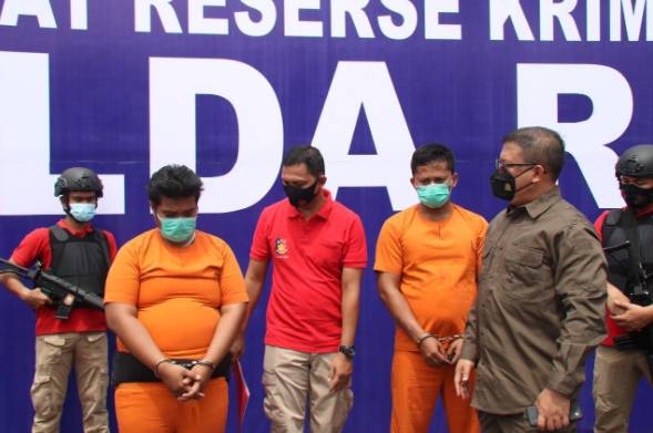 Polda Riau Ungkap Pelaku Pembakaran Kendaraan Roda Empat di Tambusia Utara Rokan Hulu