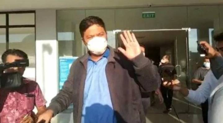 Usai Pemeriksaan Di Mapolda Riau, Bupati Kuansing Andi Putra Dibawa Penyidik KPK Ke Jakarta