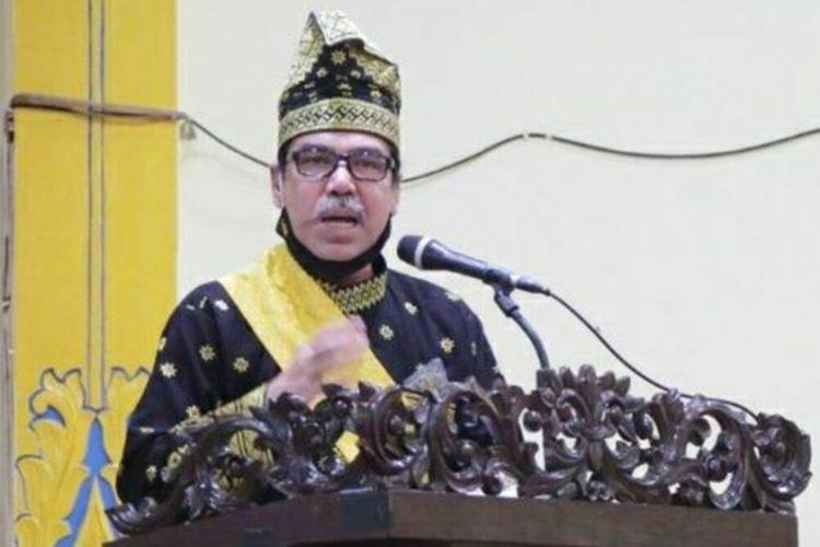 Riau Berkabung, Tokoh LAM Datuk Seri Al Azhar Meninggal Dunia