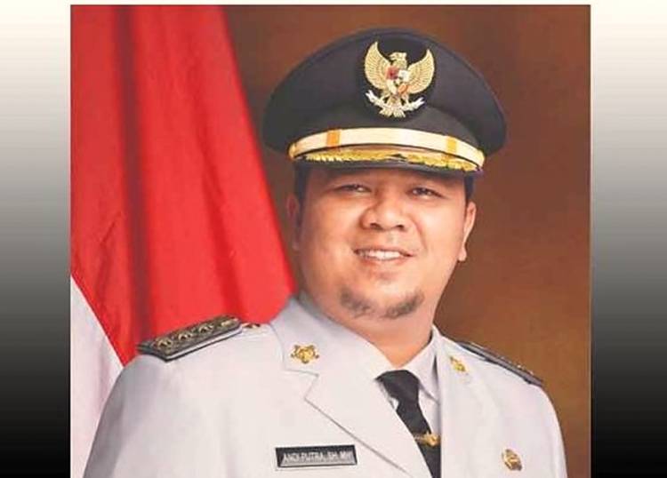 Empat Bulan Menjabat Bupati Kuansing Andi Putra Kena OTT KPK, Ini Profil dan Jumlah Kekayaannya