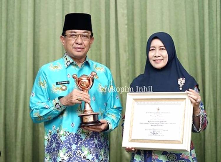 Bupati Inhil HM. Wardan Raih Penghargaan Anugerah Parahita Ekapraya (APE) Tahun 2020