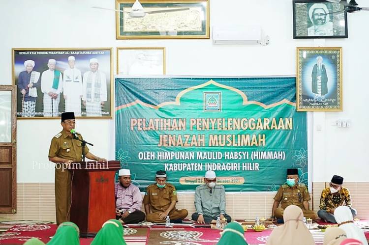 Bupati HM. Wardan Buka Pelatihan Penyelenggaraan Jenazah Muslimah oleh HIMMAH Inhil