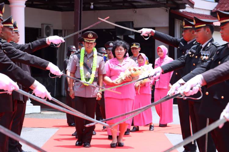 Polres Inhil Lepas Anggota Polri yang Memasuki Purna Tugas