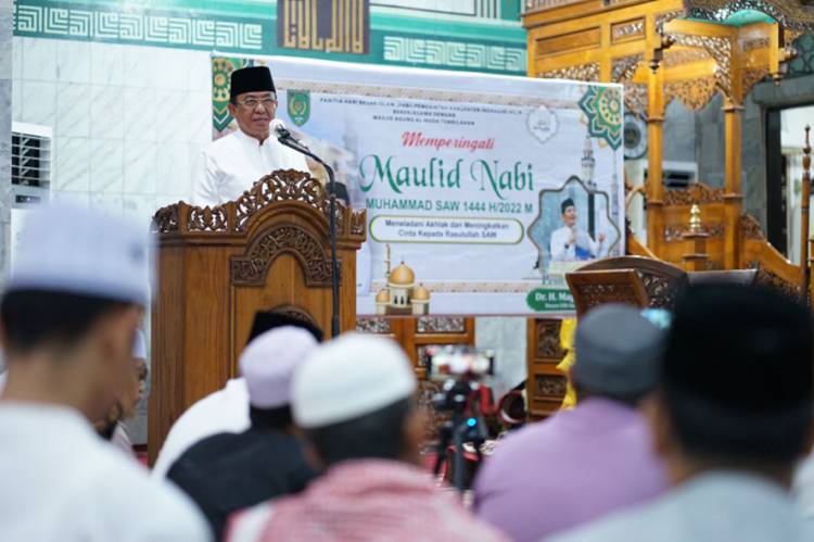 Bupati Inhil Hadiri Peringatan Maulid Nabi Muhammad SAW di Mesjid Agung Al-Huda Tembilahan