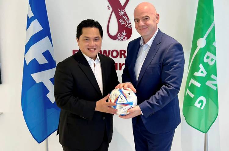 Ada Apa Menteri BUMN Bertemu Presiden FIFA? Simak Infonya