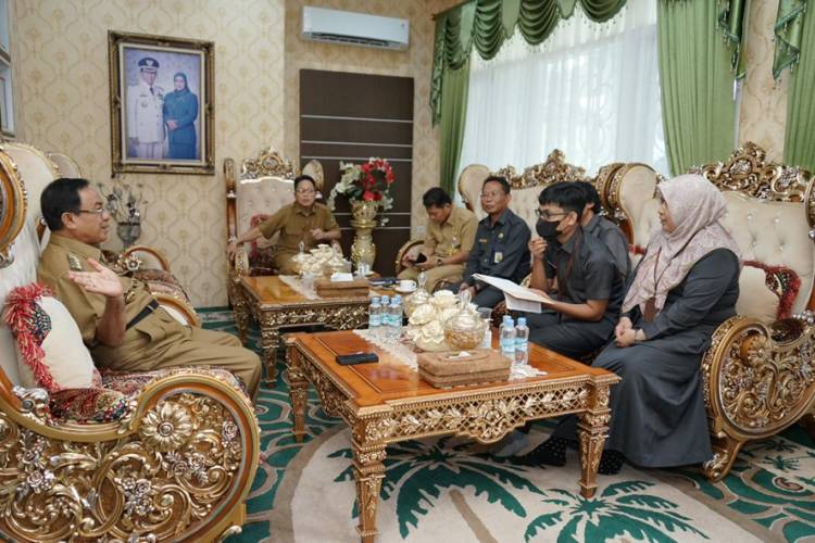 Lakukan Registrasi Sosial Ekonomi, Bupati Inhil Ajak Masyarakat Berikan Data yang Akurat