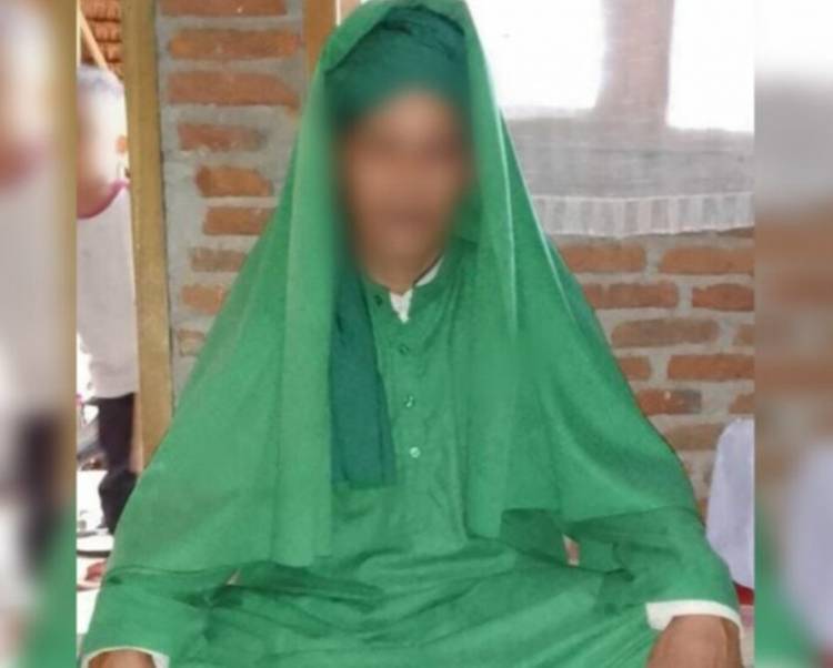Mengaku Utusan Tuhan, Seorang Pria Berprofesi Dukun Berhasil Cabuli Puluhan Ibu-ibu