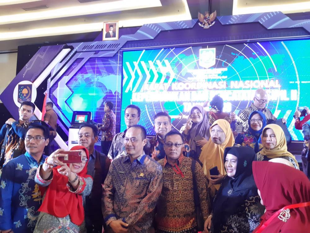 Ikuti Rakornas,Ahmad Ramani Program Anjungan Dukcapil Mandiri (ADM) Bisa Mencetak Administrasi Kependudukan Kartu Keluarga  (KK)), e-KTP, Akta Kelahiran