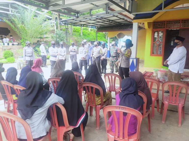 Kunjungan Kapolres Banjar AKBP Melda Yanny, S.I.K., M.H. Kepada Ponpes Bustanul Ulum 