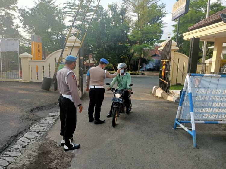 Polres Banjar Terapkan Disiplin  Protokol Kesehatan di Lingkungan Kantor Polres