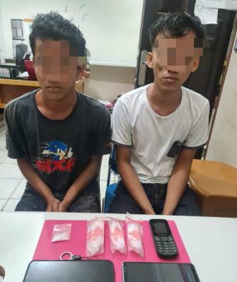  2 Pengedar Sabu Kembali Diciduk Resnarkoba Polres Kampar di Desa Koto Perambahan
