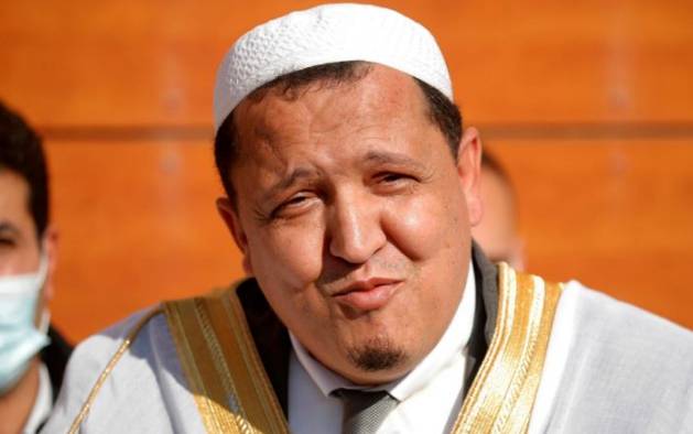 Dianggap Pro Macron, Imam Muslim Moderat Prancis Terima Ribuan Ancaman Pembunuhan