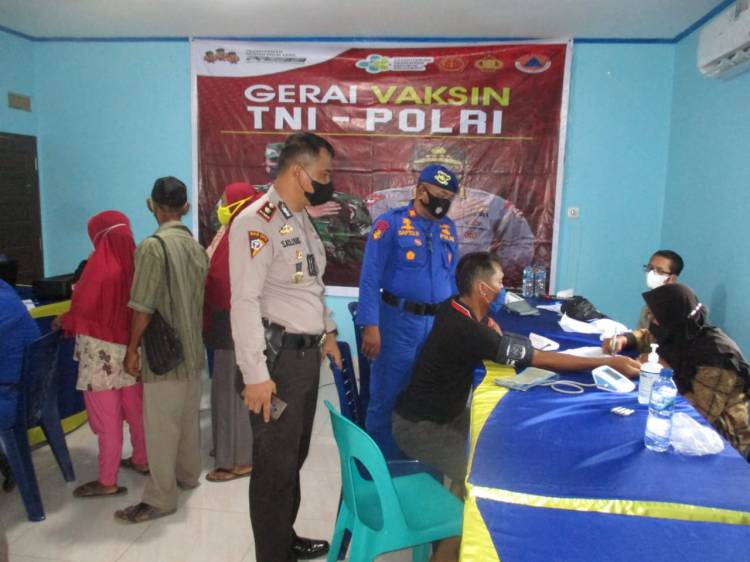 Polsek Bangko Gelar Vaksinasi Khusus Masyarakat Lansia