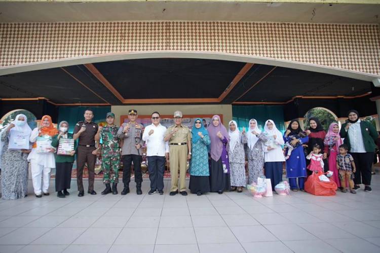 Bupati HM. Wardan Buka Pelaksanaan Baksos IBI Inhil 
