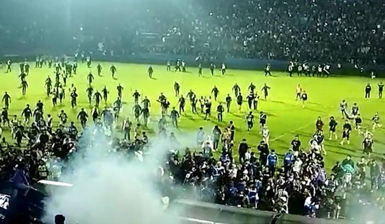 Sudahi Konflik Pascatragedi Kanjuruhan, Mari Bangkit Menuju Sepak Bola yang Berprestasi