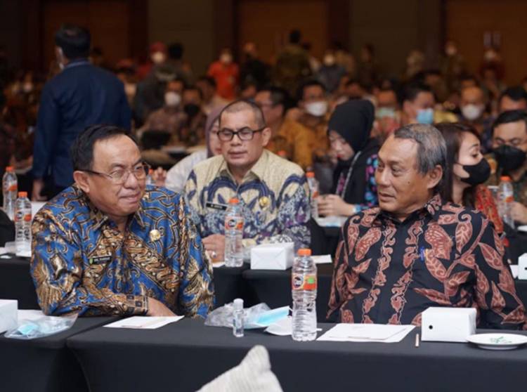 Bupati Inhil Perintahkan Camat Bersinergi dengan Forkopimcam Atasi Masalah Banjir