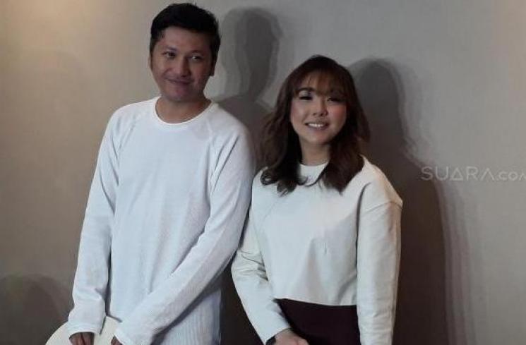 Gading Marten dan Gissela Anatasia Kompak di Sidang Cerai Perdana 