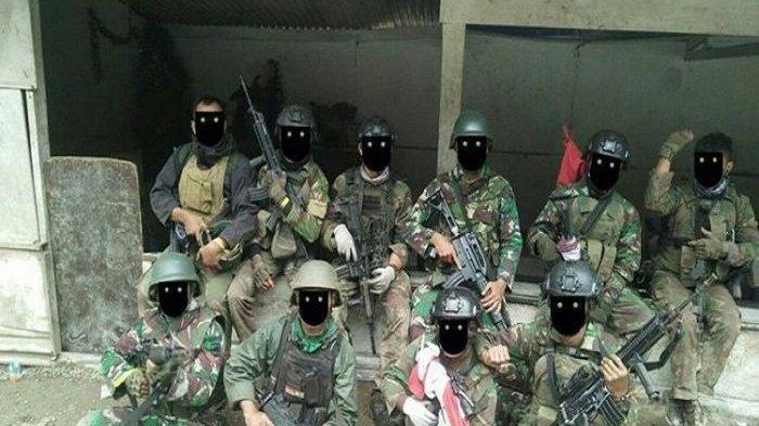 Buru KKB di Papua, Pasukan Siluman Kopassus Diam-diam Diterjunkan