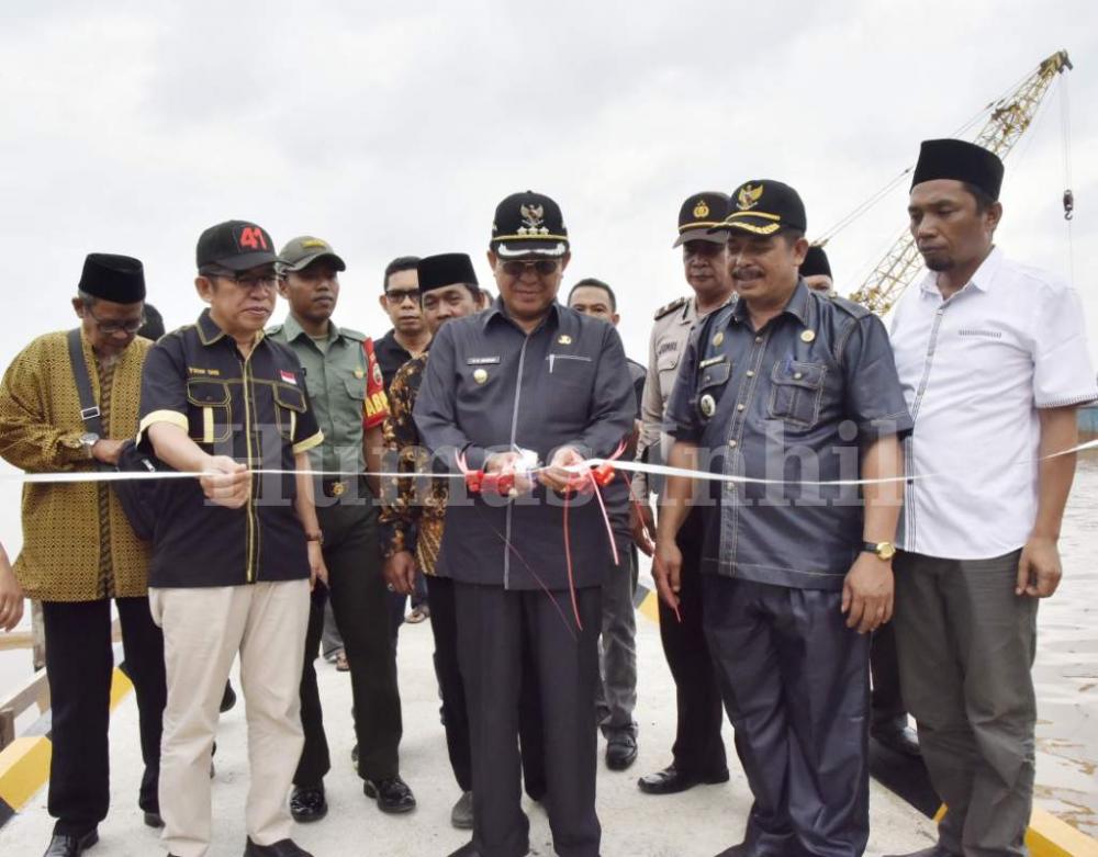 BUPATI HM. WARDAN BERHARAP FASILITAS YANG SUDAH DIBANGUN SUPAYA BISA DIMANFAATKAN OLEH MASYARAKAT