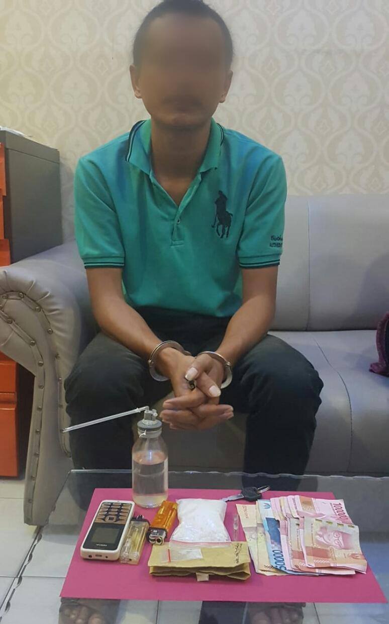 Tim Opsnal Polsek Bagan Sinembah Ringkus Sang Bandar Narkoba yang Sedang Nyabu