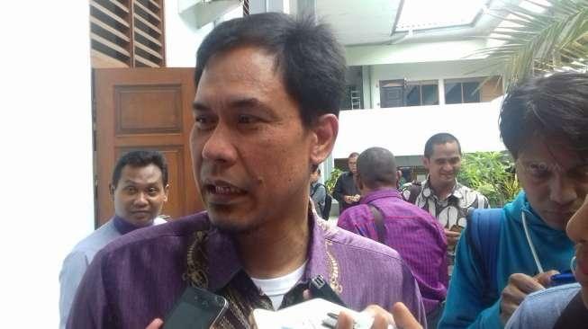 Munarman Juru Bicara(FPI)Terkait Pernyataan Guntur Roml(PSI)i,Seharusnya Yang Di Rukiah Mohamad Guntur Romli