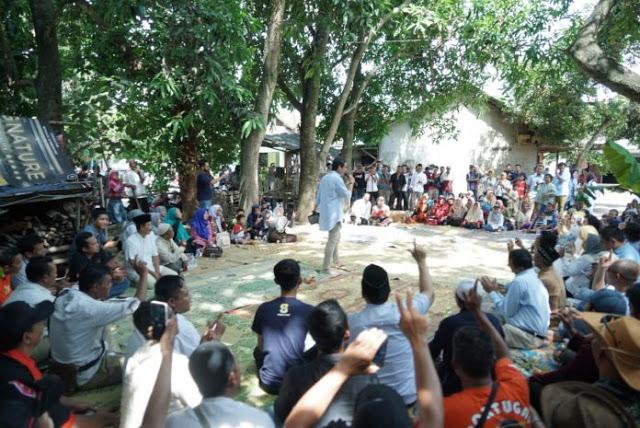 Tak Ada Tenda Pakai Tikar Pun Jadi, Itulah Kesederhanaan Sandi di Sukoharjo 