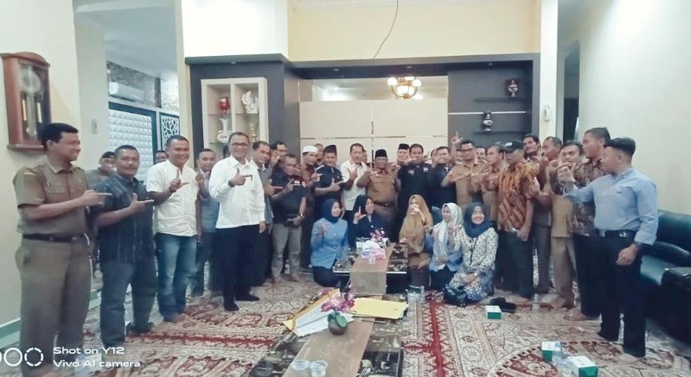 Datuk Yusri Bersilaturrahmi Bersama Lemtari Kampar di Rumah Dinas Sekda Kampar