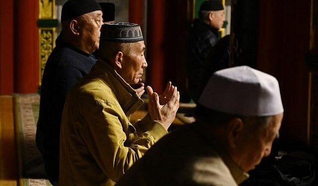 Keluarga Warga Muslim Minta Dukungan Dunia International Mendesak Beijing Untuk Membebaskan Mereka Dari Kamp