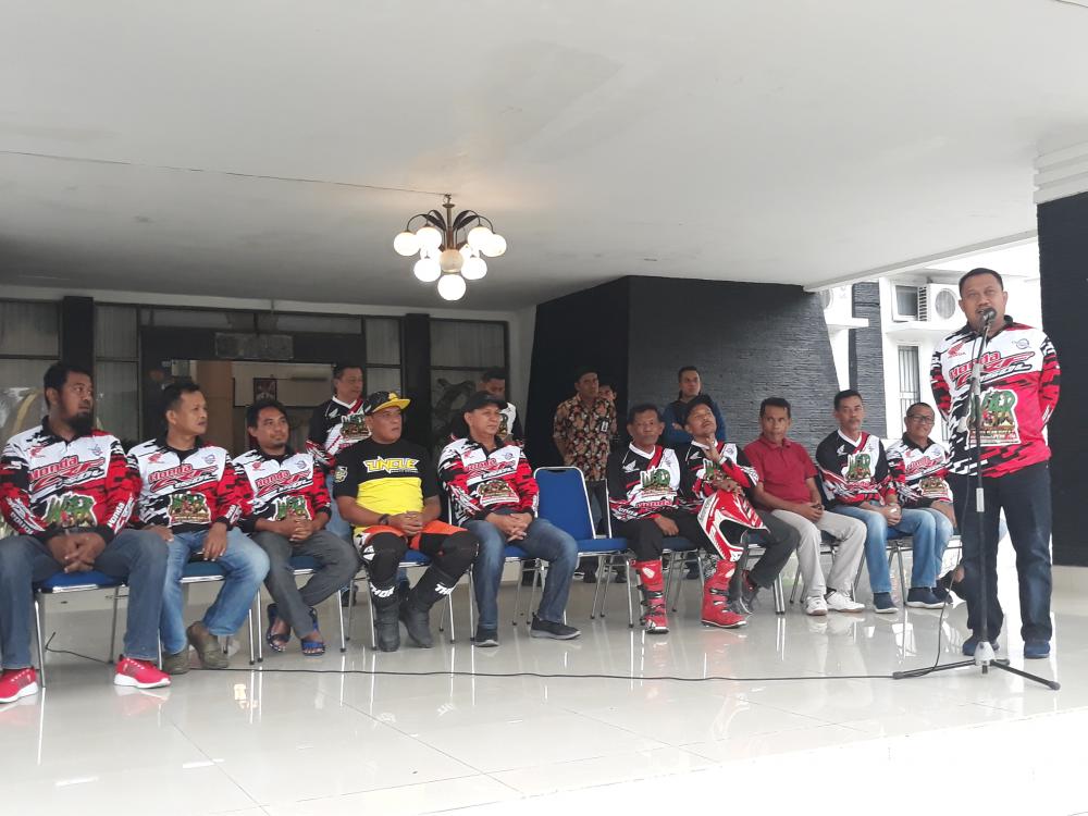 Bupati Kampar Lepas Peserta WAR II 2019. Pariwisata Kampar melalui Jelajah Alam.
