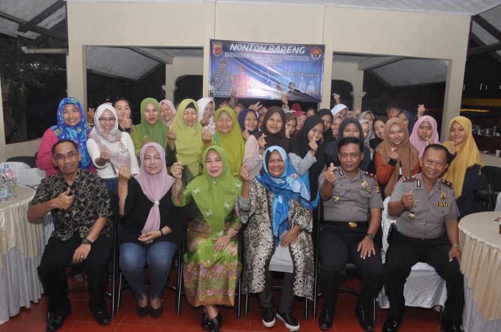 Menyambut Peringatan Hari Ibu ke 91, Polres Banjar Gelar Nobar Film Inspiratif