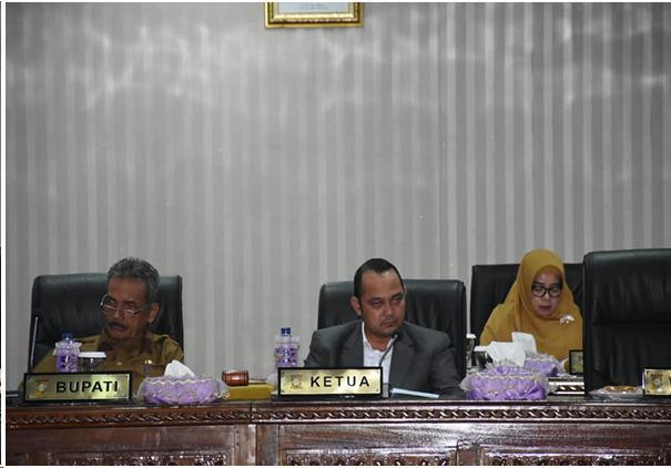 DPRD Kampar Sampaikan Tanggapan Ranperda APBD tahun Anggaran 2020