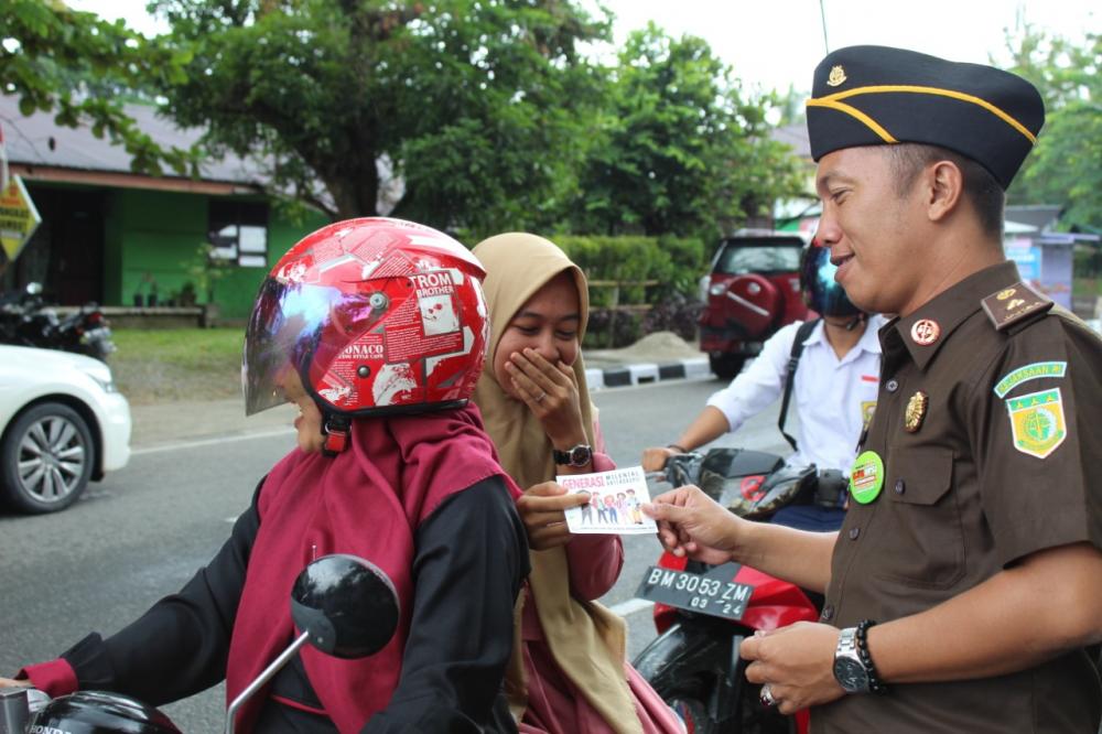 Peringati Hari Anti Korupsi,Kejaksaan Negeri Kampar Perang Melawan Korupsi Dengan Cara Begini 