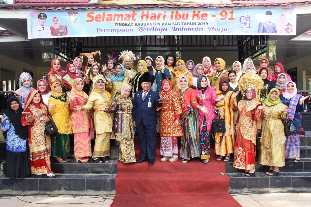 Pelaksanaan Upacara Peringatan Hari Ibu ke 91 berlangsung Khidmat.