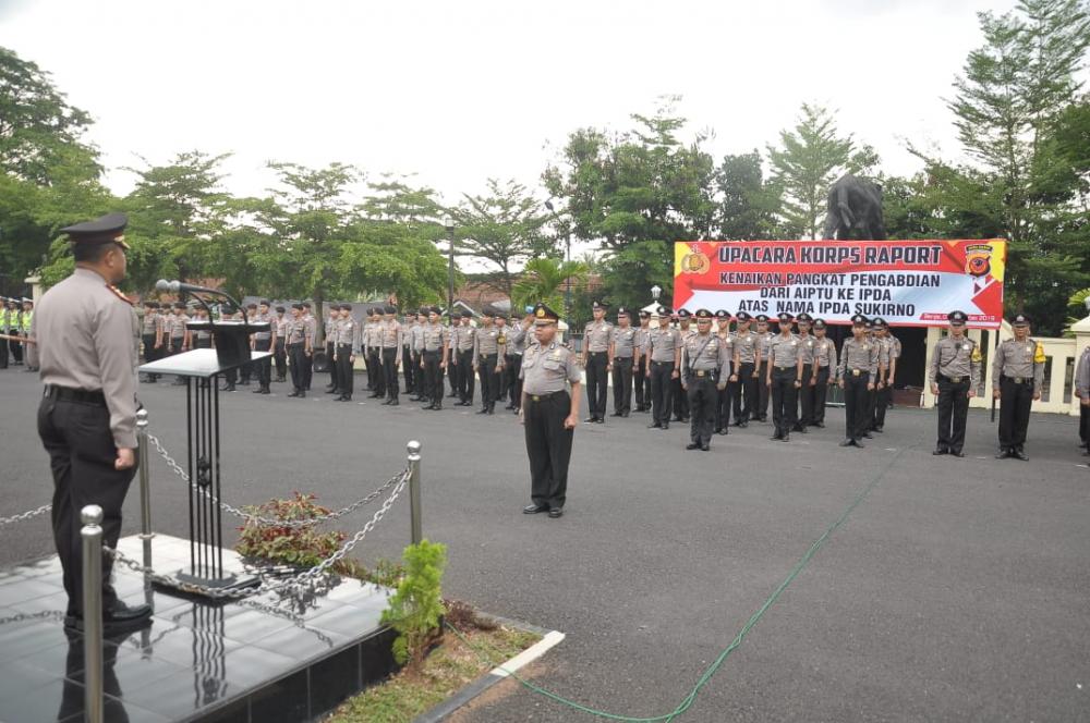 Upacara Korp Raport Kenaikan Pangkat Pengabdian