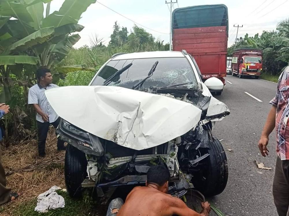 Mobil Anggota DPRD INHIL Mengalami Kecelakaan