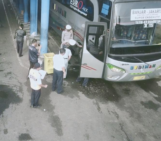 Polres Banjar Bekerjasama dengan Dishub Banjar Gelar Operasi Ramcek Angkutan Umum
