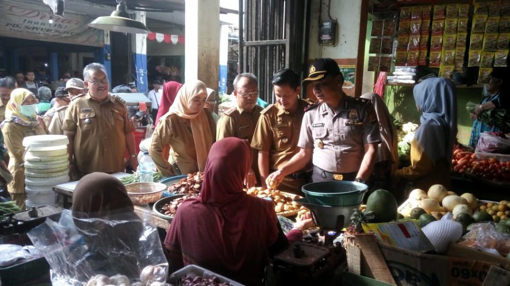 Sidak Ketersediaan stok bahan pangan jelang Natal dan Tahun Baru (Nataru ) 