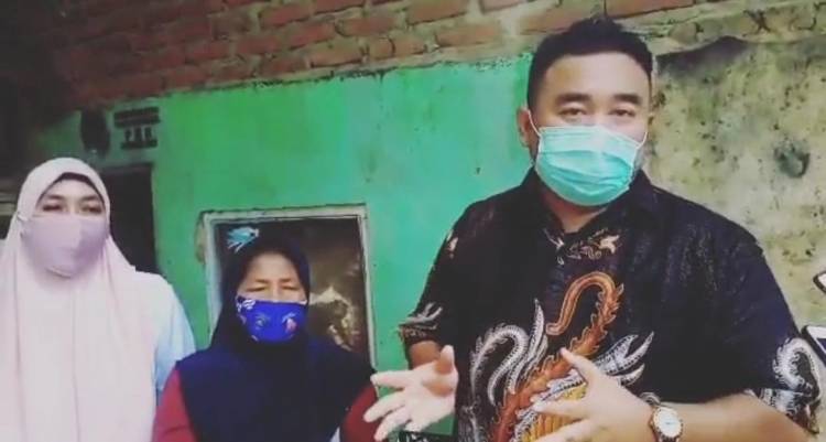 Anggota DPRD Kabupaten Garut, Yudha Puja Turnawan Bantu Warga yang Terkendala Terima Banpres