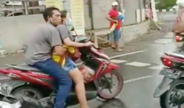 Remas Payudara Istri Didepan umum,Pasutri Ini Terancam Pidana Penjara 2 Tahun