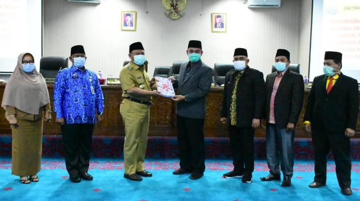 Bupati Kampar Sampaikan Nota Keuangan APBD Kampar Tahun 2021 Sebesar Rp. 2,348 Triliun