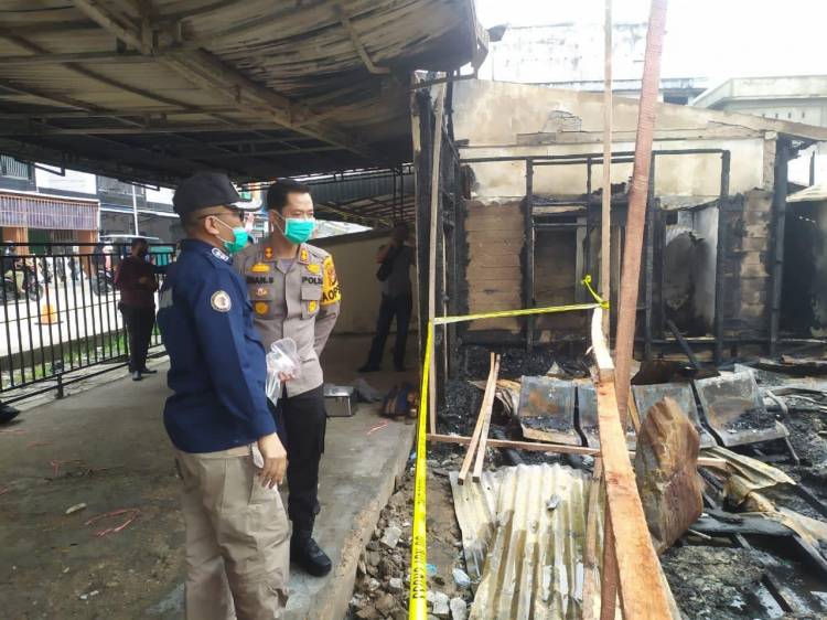 Kapolres Inhil Datangkan Tim Labfor Polda Riau untuk Segera Ungkap Kebakaran di Wisma Abu