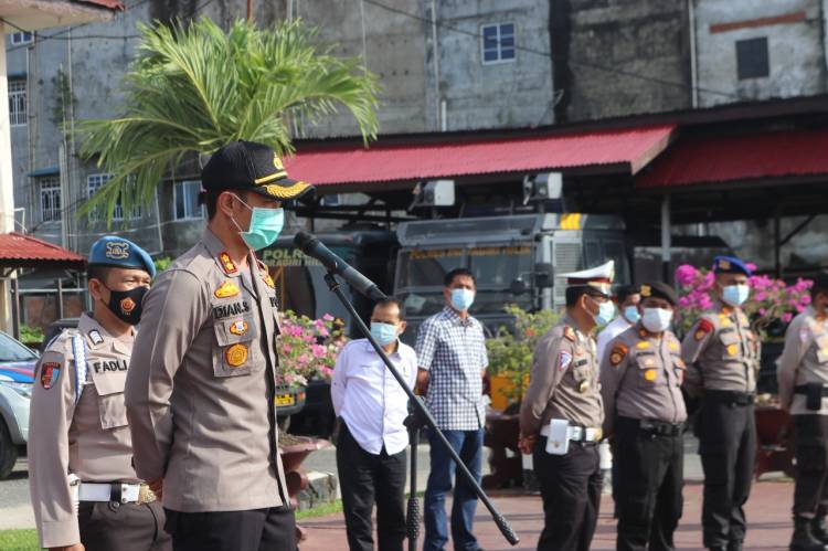 Polres Inhil Gelar Apel Pemberangkatan Personel BKO Pengamanan Pilkada Polres Inhu
